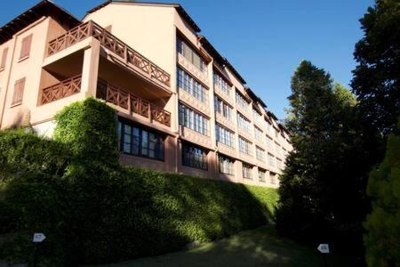 Apartamento Con Jardin - Montana Park Enveitg Exterior photo